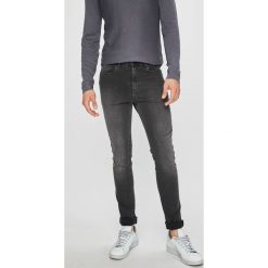 Review - Jeansy Jeremy. Jeansy marki Review. W wyprzedaży za 119.90 zł.