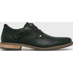 Bullboxer - Półbuty. Czarne eleganckie półbuty Bullboxer, bez wzorów, z gumy, bez obcasa, na obcasie, bez zapięcia. W wyprzedaży za 219.90 zł.