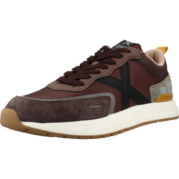 Buty MUNICH 8622021M SPEED 21 Brązowy. Brązowe buty turystyczne munich, bez wzorów, z tkaniny, bez zapięcia, na fitness i siłownię. Za 465.99 zł.