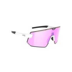 Okulary przeciwsłoneczne hydrofobowe fotochromowe AZR Kromic Flash RX CAT 1/3. Białe okulary przeciwsłoneczne AZR. Za 555.50 zł.