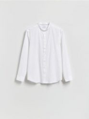 Koszula slim fit ze stójką - biały. Białe koszule Reserved, l, bez wzorów, z tkaniny, bez kołnierzyka, bez ramiączek. Za 129.99 zł.