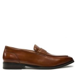 Półbuty Aldo. Brązowe eleganckie półbuty Aldo, bez wzorów, bez obcasa, bez zapięcia. Za 339.99 zł.