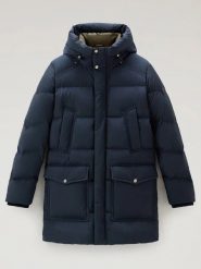 Woolrich Kurtka puchowa w kolorze granatowym rozmiar: XL. Niebieskie kurtki Woolrich, na zimę, xl, bez wzorów, z puchu, bez kaptura. Za 2,189.77 zł.