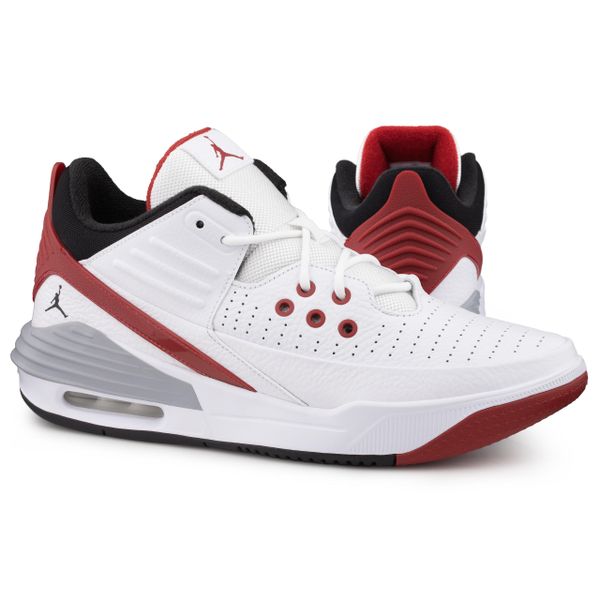 Buty męskie do koszykówki Nike Jordan MAX AURA 5. Białe buty do biegania Jordan, bez zapięcia, do koszykówki. Za 529.99 zł.