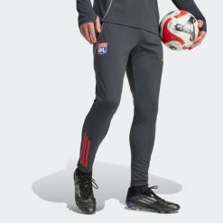 Spodnie piłkarskie treningowe ADIDAS Olympique Lyonnais 25/26. Spodnie treningowe długie Adidas, s, bez wzorów. Za 299.99 zł.