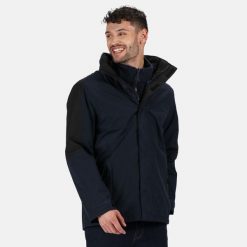 Kurtka Wodoodporna Męska. Czarne kurtki Regatta, m, bez wzorów, z elastanu, z kapturem. Za 306.99 zł.