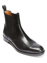 British Passport Skórzane sztyblety w kolorze czarnym rozmiar: 41. Czarne sztyblety British Passport, bez wzorów, ze skóry, bez obcasa, bez zapięcia. Za 434.99 zł.