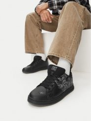 DC Shoes Sneakersy CEOWB-MP40-160W Czarny. Czarne buty sportowe casual DC Shoes, bez wzorów, ze skóry, bez zapięcia. Za 279.99 zł.