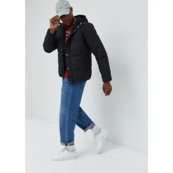 Solid kurtka męska kolor czarny zimowa. Czarne kurtki Solid, na zimę, l, bez wzorów, bez kaptura. Za 419.99 zł.