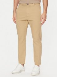 HUGO Chinosy 50533851 Beżowy Slim Fit. Brązowe eleganckie spodnie Hugo, m, z bawełny. Za 339.99 zł.