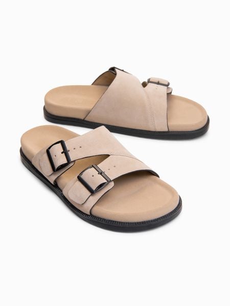 Męskie klapki z naturalnego zamszu z regulacją na klamry - beżowe V2 - Rozmiar: 43. Brązowe klapki Ombre Clothing, z gumy. W wyprzedaży za 189.99 zł.