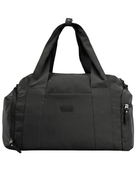 Torba sportowa WINGS SOLENNE z kieszenią na buty i pasem na walizkę BLACK. Czarne torby na ramię Wings, bez wzorów, z materiału, na ramię, bez dodatków. Za 129.90 zł.