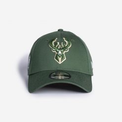 Czapka z daszkiem do koszykówki NBA New Era Milwaukee Bucks. Czapki z daszkiem New Era, bez wzorów. Za 129.99 zł.