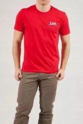 LEE SMALL LOGO TEE REGULAR FIT MĘSKI T-SHIRT KOSZULKA LOGO BRIGHT RED L62GFQEF 112114578. Czerwone t-shirty Lee, l, bez wzorów, bez kołnierzyka, bez ramiączek. Za 69.99 zł.