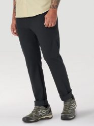 WRANGLER FWDS 5 POCKET ATG MĘSKIE SPODNIE MATERIAŁOWE PANT BLACK WA1P57100 112144844, W36 L34. Czarne spodnie materiałowe Wrangler, na co dzień, l, bez wzorów, z materiału, klasyczne. Za 229.99 zł.