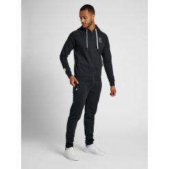 Jogging Hummel sweat. Czarne szorty Hummel, l, bez wzorów, sportowe. Za 210.60 zł.