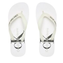 Japonki Calvin Klein Jeans. Białe japonki Calvin Klein Jeans, bez wzorów, z jeansu. Za 79.99 zł.