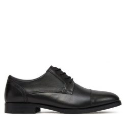Półbuty Aldo. Czarne eleganckie półbuty Aldo, bez wzorów, bez obcasa, bez zapięcia. Za 379.99 zł.