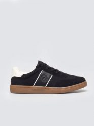 Sneakersy męskie z białymi akcentami czarne TT174129 906. Czarne buty sportowe casual BIG STAR, bez wzorów, z gumy, z okrągłym noskiem, bez zapięcia. Za 159.99 zł.