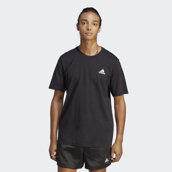 Koszulka sportowa męska adidas Essentials. Czarne t-shirty sportowe Adidas, bez wzorów, bez ramiączek, do piłki nożnej. W wyprzedaży za 94.35 zł.