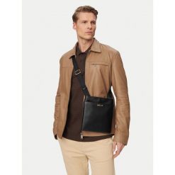 Saszetka Just Cavalli. Czarne saszetki i nerki Just Cavalli, bez wzorów, małe, bez dodatków. Za 589.99 zł.