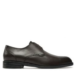 Półbuty BOSS. Brązowe eleganckie półbuty Boss, bez wzorów, bez obcasa, bez zapięcia. Za 529.99 zł.