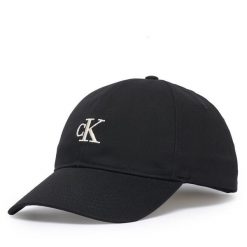 Czapka z daszkiem Calvin Klein. Czarne czapki z daszkiem CALVIN KLEIN, bez wzorów. Za 169.99 zł.