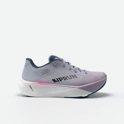 Buty do biegania męskie Kiprun Kipride. Czerwone buty do biegania KIPRUN, bez wzorów, bez zapięcia, do biegania. Za 499.99 zł.