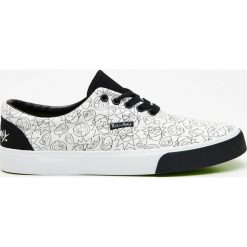Trampki Rick and Morty - Biały. Trampki marki Cropp. Za 119.99 zł.