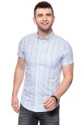 KOSZULA MĘSKA KRÓTKI RĘKAW WRANGLER SS 1PKT BUTTON-DOWN SAPPHIRE BLUE W5944NQBT 112129756. Niebieskie koszule Wrangler, m, bez wzorów, z bawełny, bez kołnierzyka, bez ramiączek. W wyprzedaży za 69.99 zł.