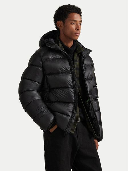 Polo Ralph Lauren Kurtka puchowa 710968113002 Czarny Regular Fit. Czarne kurtki Polo Ralph Lauren, l, bez wzorów, z puchu, bez kaptura. Za 2,499.00 zł.