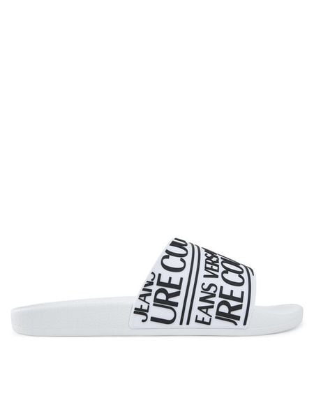 Versace Jeans Couture Klapki 79YA3SQ1 71352 003 Biały. Białe klapki Versace Jeans Couture, z jeansu. Za 209.99 zł.