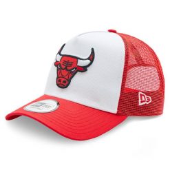 Czapka z daszkiem New Era. Czerwone czapki z daszkiem New Era, bez wzorów. Za 109.99 zł.