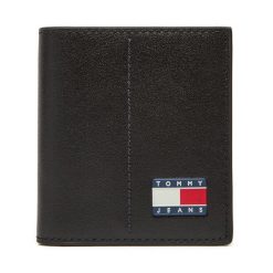 Duży Portfel Męski Tommy Jeans. Czarne portfele Tommy Jeans, bez wzorów, z jeansu. Za 259.99 zł.
