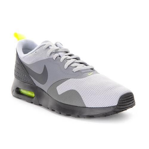 Buty do biegania męskie Nike Air Max Tavas. Szare buty do biegania Nike, bez wzorów, z materiału, bez zapięcia, do biegania, nike air max. Za 501.00 zł.
