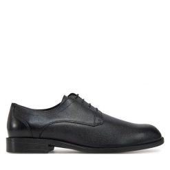 Półbuty BOSS. Czarne eleganckie półbuty Boss, bez wzorów, bez obcasa, bez zapięcia. Za 509.99 zł.