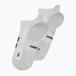 Skarpety On Core Run Low 2. Szare skarpetki sportowe On, bez wzorów, z bawełny. Za 149.99 zł.