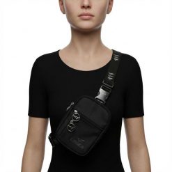 Czarna Torba na Ramię Ceyda do Aktywności na Świeżym Powietrzu. Czarne torby na ramię Legea, bez wzorów, na ramię, małe, bez dodatków. Za 52.00 zł.