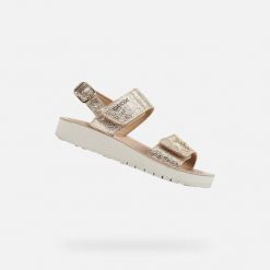 Sandały GEOX J SANDAL COSTAREI GI Złoty. Żółte sandały Geox, ze skóry, bez zapięcia. Za 255.30 zł.