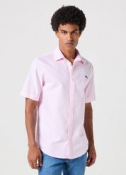 WRANGLER SS ONE POCKET SHIRT MĘSKA KOSZULA PINK STRIPE 112350487 W593016816. Różowe koszule Wrangler, m, bez wzorów, bez kołnierzyka, bez ramiączek. Za 139.99 zł.