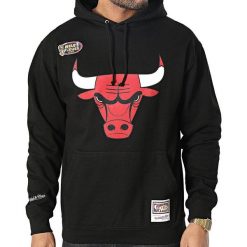 Bluza męska do koszykówki Mitchell & Ness Chicago Bulls czarna. Czarne bluzy Mitchell & Ness, m, bez wzorów, bez kaptura. Za 353.50 zł.