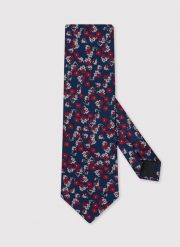 Granatowy krawat męski w czerwono-srebrne kwiaty P22SF-KX-025-X-0. Czerwone krawaty i muchy Pako Lorente, bez wzorów, z poliesteru. Za 59.99 zł.