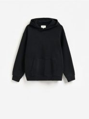 Gładka bluza z kapturem - czarny. Czarne bluzy z kapturem Reserved, l, bez wzorów, z bawełny, z kapturem. Za 159.99 zł.