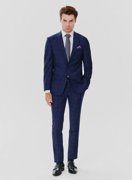 PAKO LORENTE – Granatowa marynarka garniturowa w niebieską kratkę. Niebieskie garnitury Pako Lorente, na komunię, m, bez wzorów, z lycry. Za 499.99 zł.