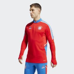 Kurtka z dresu Bayern Munich Condivo 2022/23. Czerwone kurtki Adidas, s, bez wzorów, z dresówki, bez kaptura. Za 308.55 zł.