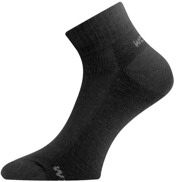 Skarpety merino WDL. Czarne skarpety LASTING, bez wzorów, z elastanu. Za 51.00 zł.