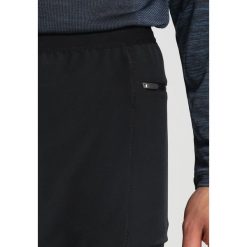 Nike Performance UTILITY PANT Legginsy black/reflective silver. Spodnie treningowe długie Nike Performance, z elastanu. W wyprzedaży za 296.10 zł.