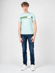Pepe Jeans T-shirt Kade | | Mężczyzna |. T-shirty Pepe Jeans, m, bez wzorów, z jeansu, bez kołnierzyka, bez ramiączek. W wyprzedaży za 99.00 zł.