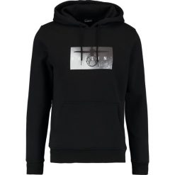 Mister Tee BALLIN Bluza z kapturem black. Bluzy z kapturem marki Mister Tee, m, z bawełny, z kapturem. Za 169.00 zł.