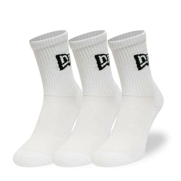 Skarpetki z flagą New Era Crew. Białe skarpety New Era, bez wzorów, z bawełny. Za 128.99 zł.